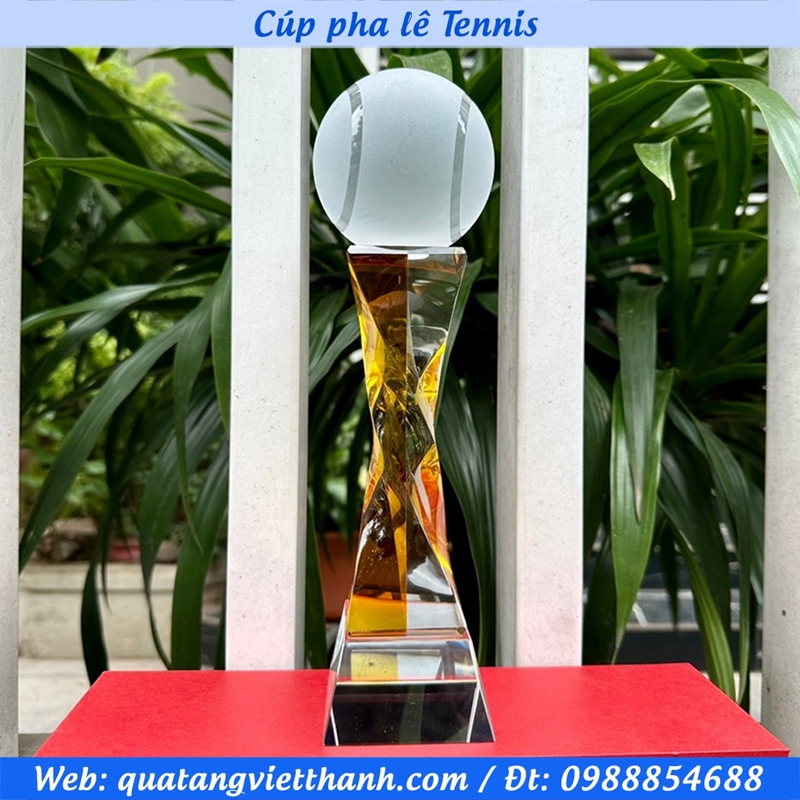 Cúp Tennis - Thân vàng